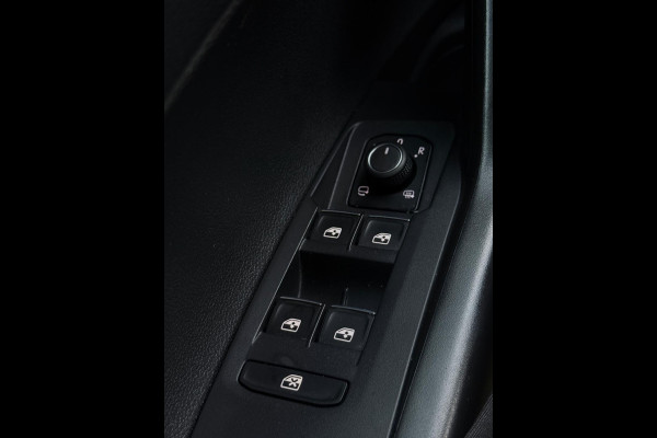 Volkswagen Polo 1.0 TSI 2x R-Line Panorama Camera CarPlay