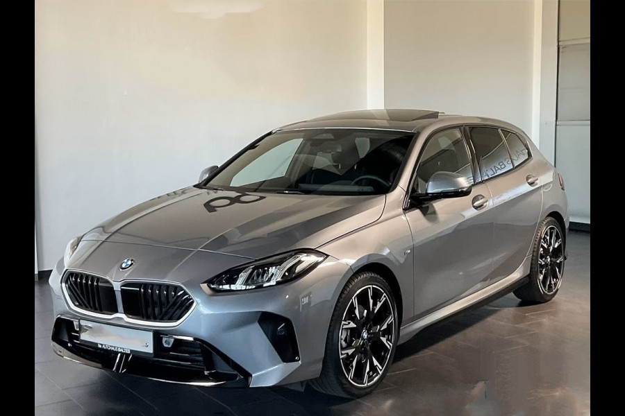 BMW 1-serie 120 M-SPORT ** LED, NAVI+, PANORAMA, 19-inch LMV, ACC, M-ONDERST, EL. A-KLEP ** 1e EIG - Ex BMW-AG ** ** INFORMEER OOK NAAR ONZE AANTREKKELIJKE FINANCIAL-LEASE TARIEVEN **