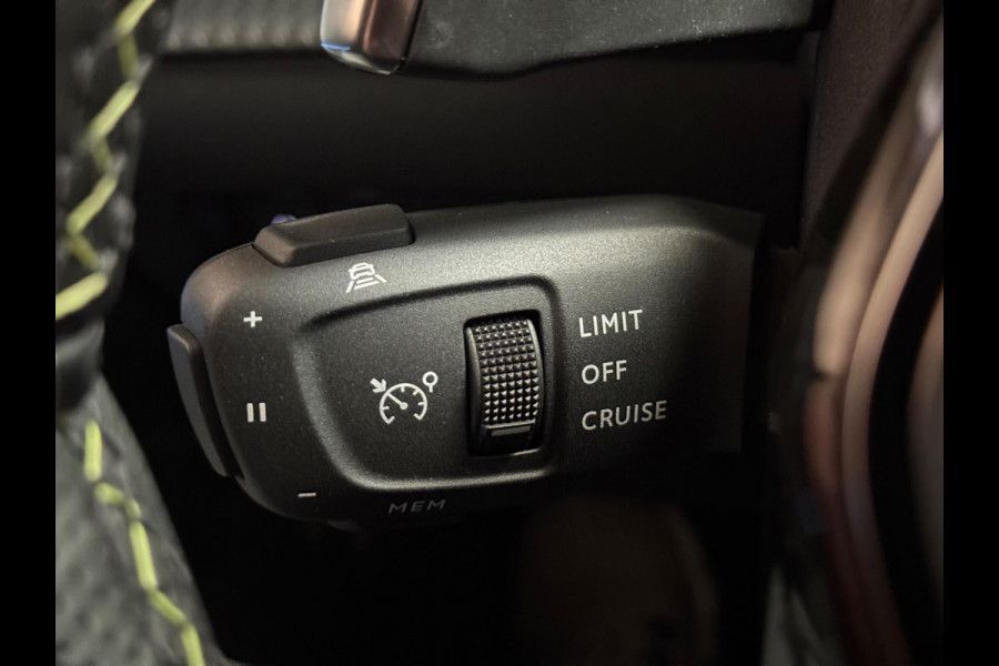 Peugeot 2008 1.2 PureTech GT Pack | Pano | BTW | ACC | Sfeerverlichting | Keyless | Stoelverwarming