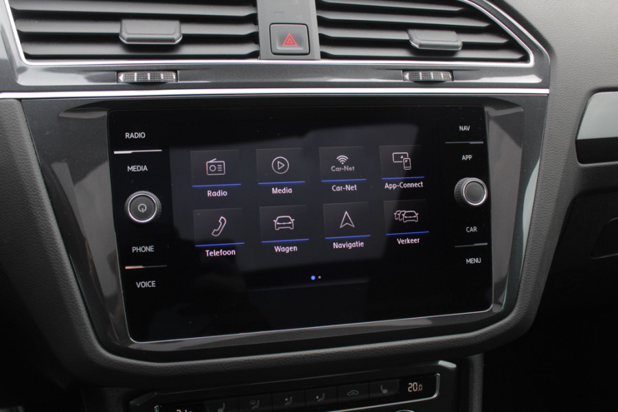 Volkswagen Tiguan Allspace 1.5 TSI Highline Business R 7p. / NL Auto! / 1e Eign. / Panoramadak / Camera / Keyless / 19'' / CarPlay / Stoelverwarming / DAB / ACC