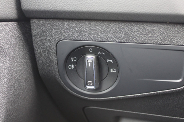 Volkswagen Tiguan Allspace 1.5 TSI Highline Business R 7p. / NL Auto! / 1e Eign. / Panoramadak / Camera / Keyless / 19'' / CarPlay / Stoelverwarming / DAB / ACC