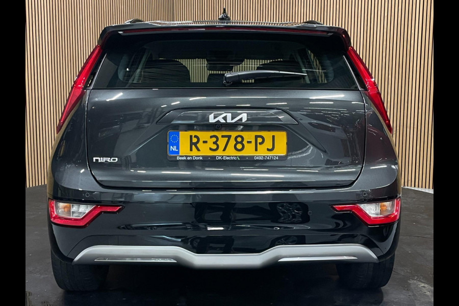 Kia Niro EV DynamicLine 64.8 kWh|99% SOH|NIEUW MODEL|DIGITAL COCKPIT|ACC|APPLE CARPLAY|CAMERA|1/2 LEDER|CLIMATE+CRUISE CONTROL|NAP