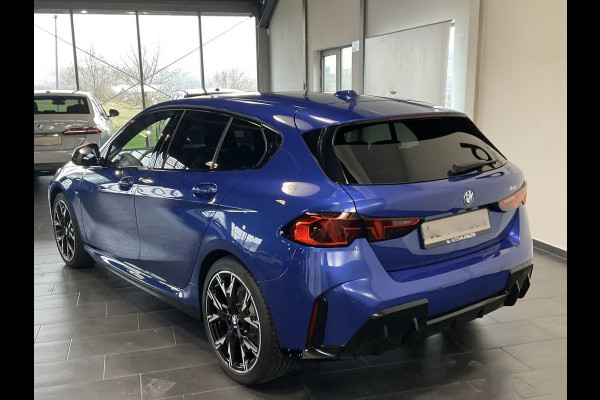 BMW 1-serie 120 M-SPORT ** LED, NAVI+, PANORAMA, 19-inch LMV, ACC, M-ONDERST, EL. A-KLEP ** 1e EIG - Ex BMW-AG ** ** INFORMEER OOK NAAR ONZE AANTREKKELIJKE FINANCIAL-LEASE TARIEVEN **