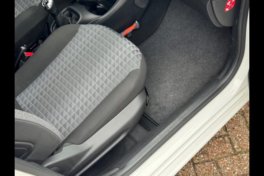 Peugeot 108 1.0 e-VTi Active 2021 5drs wit Airco NAP 1e EIG!