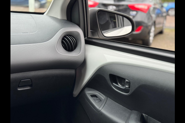 Peugeot 108 1.0 e-VTi Active 2021 5drs wit Airco NAP 1e EIG!