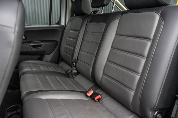 Volkswagen Amarok 3.0 TDI V6 L2H1 | 4Motion | DC | Highline | 225 PK | LED | Camera | Cruise | PDC | Trekhaak | Airco