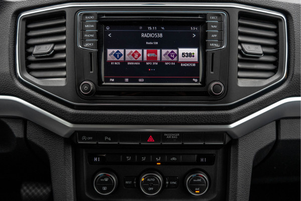 Volkswagen Amarok 3.0 TDI V6 L2H1 | 4Motion | DC | Highline | 225 PK | LED | Camera | Cruise | PDC | Trekhaak | Airco