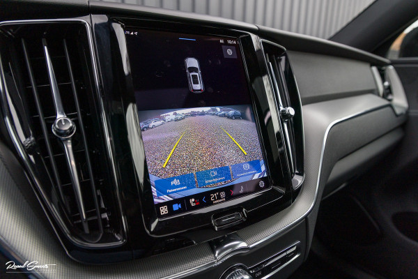 Volvo XC60 2.0 T6 Plug-in hybrid AWD R-Design | Panorama dak | Memory | Cruise control |