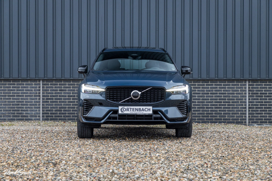 Volvo XC60 2.0 T6 Plug-in hybrid AWD R-Design | Panorama dak | Memory | Cruise control |