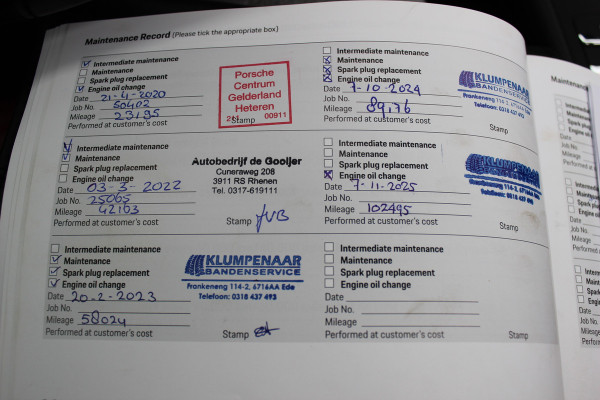 Porsche Macan 2.0 / Trekhaak / Panoramadak / Camera / Leder / Bose / 21'' / Luchtvering / Keyless / Navigatie / DAB / Stoelverwarming / ACC