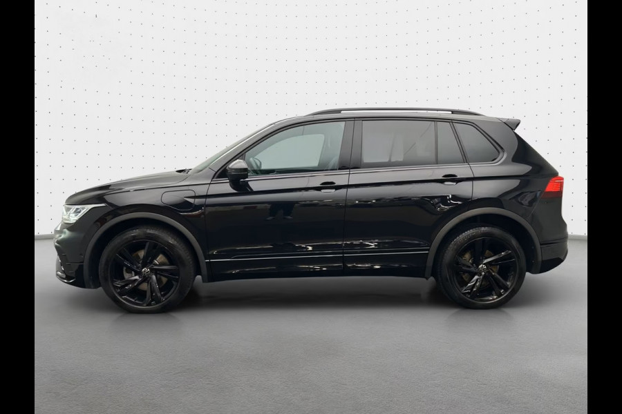 Volkswagen Tiguan 1.4 TSI eHybrid R-Line BLACK ST. ** IQ LIGHT, VIRTUAL, PANORAMA, TREKH, 19-inch LMV ** 1e EIG - UNFALLFREI ** ** INFORMEER OOK NAAR ONZE AANTREKKELIJKE FINANCIAL-LEASE TARIEVEN **