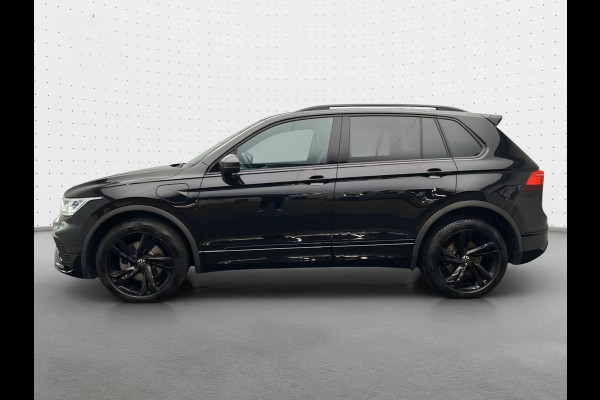 Volkswagen Tiguan 1.4 TSI eHybrid R-Line BLACK ST. ** IQ LIGHT, VIRTUAL, PANORAMA, TREKH, 19-inch LMV ** 1e EIG - UNFALLFREI ** ** INFORMEER OOK NAAR ONZE AANTREKKELIJKE FINANCIAL-LEASE TARIEVEN **