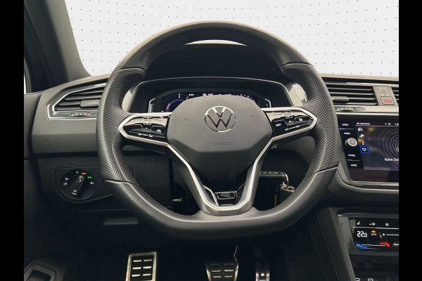 Volkswagen Tiguan 1.4 TSI eHybrid R-Line BLACK ST. ** IQ LIGHT, VIRTUAL, PANORAMA, TREKH, 19-inch LMV ** 1e EIG - UNFALLFREI ** ** INFORMEER OOK NAAR ONZE AANTREKKELIJKE FINANCIAL-LEASE TARIEVEN **