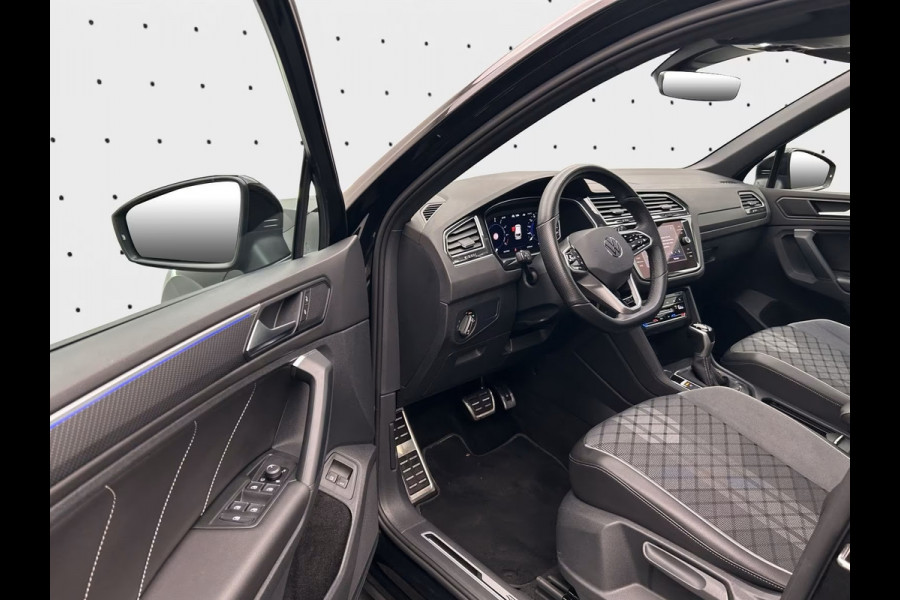Volkswagen Tiguan 1.4 TSI eHybrid R-Line BLACK ST. ** IQ LIGHT, VIRTUAL, PANORAMA, TREKH, 19-inch LMV ** 1e EIG - UNFALLFREI ** ** INFORMEER OOK NAAR ONZE AANTREKKELIJKE FINANCIAL-LEASE TARIEVEN **