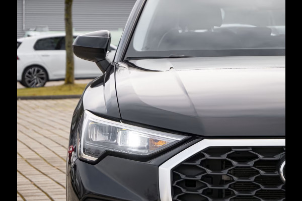 Audi Q3 Sportback 45 TFSI e ** LED, LEDER/ALC, VIRTUAL, PANORAMA, SONOS SOUND, 19-inch LMV ** 1e EIG - Slechts 40.333km. ** ** INFORMEER OOK NAAR ONZE AANTREKKELIJKE FINANCIAL-LEASE TARIEVEN **