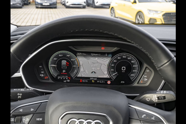 Audi Q3 Sportback 45 TFSI e ** LED, LEDER/ALC, VIRTUAL, PANORAMA, SONOS SOUND, 19-inch LMV ** 1e EIG - Slechts 40.333km. ** ** INFORMEER OOK NAAR ONZE AANTREKKELIJKE FINANCIAL-LEASE TARIEVEN **