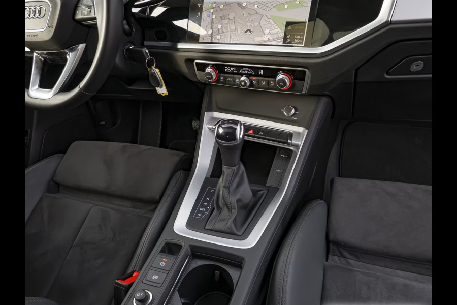 Audi Q3 Sportback 45 TFSI e ** LED, LEDER/ALC, VIRTUAL, PANORAMA, SONOS SOUND, 19-inch LMV ** 1e EIG - Slechts 40.333km. ** ** INFORMEER OOK NAAR ONZE AANTREKKELIJKE FINANCIAL-LEASE TARIEVEN **