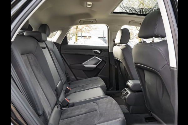 Audi Q3 Sportback 45 TFSI e ** LED, LEDER/ALC, VIRTUAL, PANORAMA, SONOS SOUND, 19-inch LMV ** 1e EIG - Slechts 40.333km. ** ** INFORMEER OOK NAAR ONZE AANTREKKELIJKE FINANCIAL-LEASE TARIEVEN **