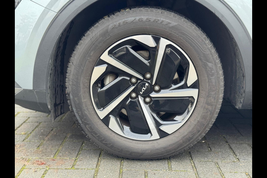 Kia Sportage 1.6 T-GDi MHEV DynamicLine | Stoel + Stuurverwarming, Parkeersensoren, Groot scherm, Adaptive cruise control, 1.650KG Trekgewich