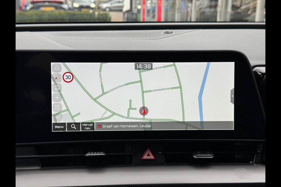 Kia Sportage 1.6 T-GDi MHEV DynamicLine | Stoel + Stuurverwarming, Parkeersensoren, Groot scherm, Adaptive cruise control, 1.650KG Trekgewich