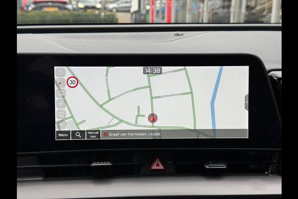 Kia Sportage 1.6 T-GDi MHEV DynamicLine | Stoel + Stuurverwarming, Parkeersensoren, Groot scherm, Adaptive cruise control, 1.650KG Trekgewich