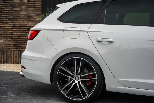 Seat Leon ST Leon 2.0 TSI Cupra 300 4Drive/JDStage1/Pano/Schalen/DCC/ACC