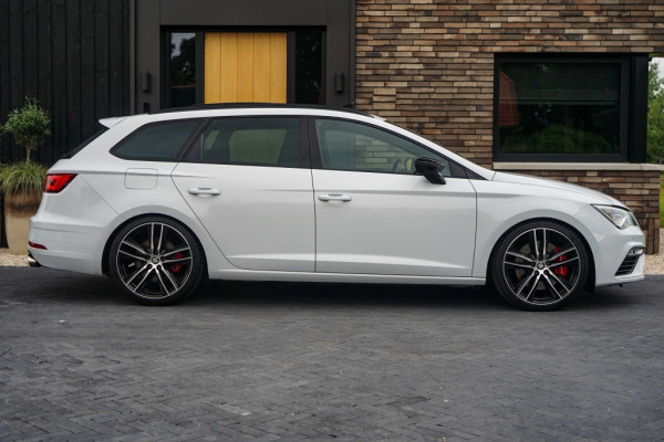 Seat Leon ST Leon 2.0 TSI Cupra 300 4Drive/JDStage1/Pano/Schalen/DCC/ACC