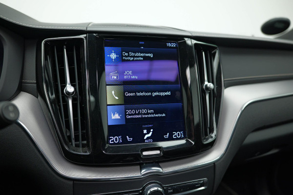 Volvo XC60 2.0 Recharge T8 AWD R-Design |Bomvoll|Pano|360 Camera|Luchtvering|Trekhaak|H&K|HUD|