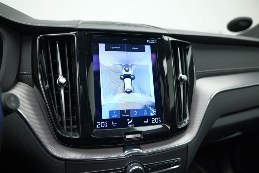 Volvo XC60 2.0 Recharge T8 AWD R-Design |Bomvoll|Pano|360 Camera|Luchtvering|Trekhaak|H&K|HUD|