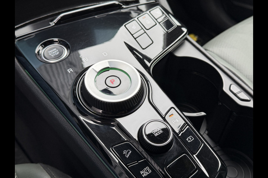 Kia Sportage 1.6 T-GDi Hybrid Dark Edition | Afnm Trekhaak | Treeplanken | Rijklaar!!