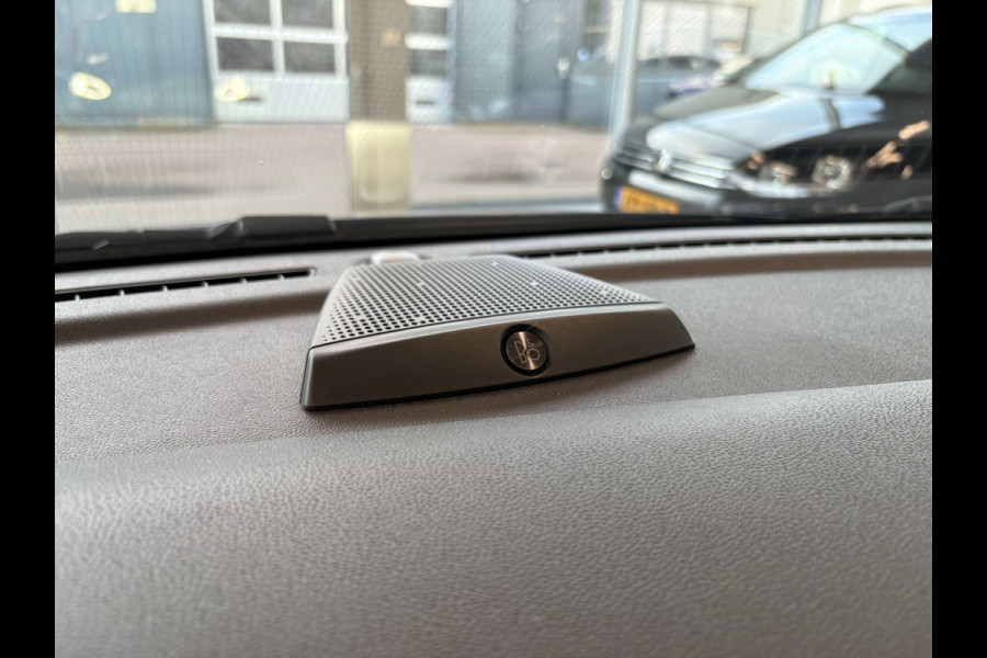 Ford Fiesta 1.0 EcoB. ST-Line 5-drs. B&O-AUDIO/KEYLESS/CAMERA/DODEHOEK/ADAPT.CRUISE/WINTERPACK