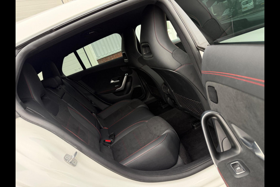 Mercedes-Benz CLA-Klasse Shooting Brake 200 AMG Line