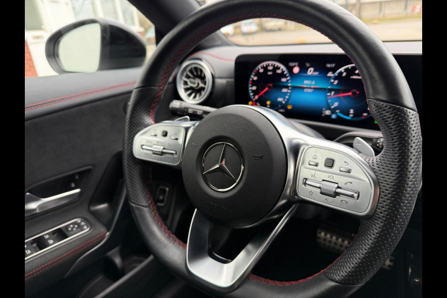 Mercedes-Benz CLA-Klasse Shooting Brake 200 AMG Line