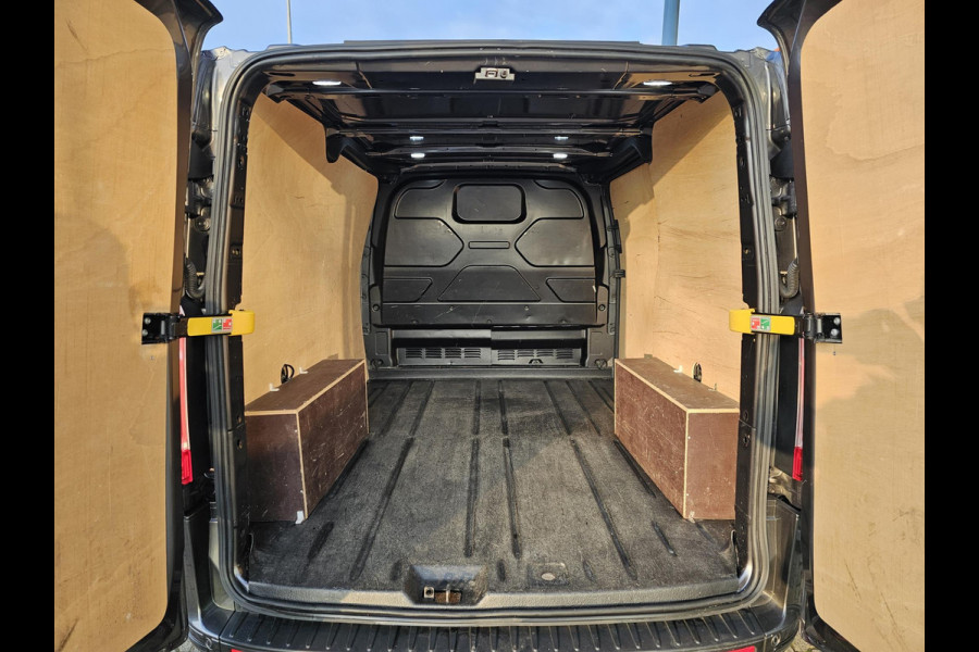 Ford Transit Custom 320 2.0 TDCI L1H1 Sport 185pk Automaat| Bi-Xenon | Achteruitrijcamera | Stoel + Voorruit verwarming | 3 zits | Verlengde Fabrieksgarantie t/m 02/2027
