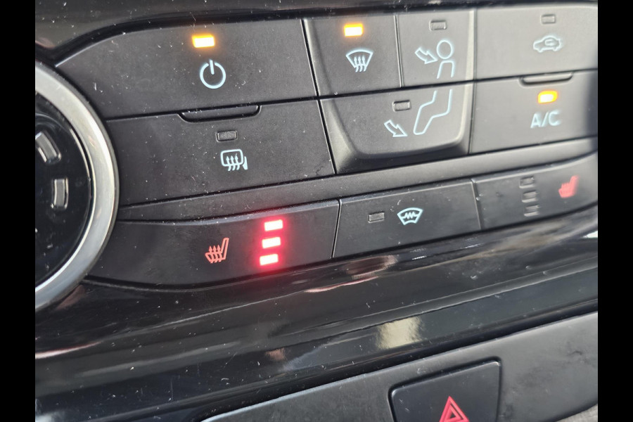 Ford Transit Custom 320 2.0 TDCI L1H1 Sport 185pk Automaat| Bi-Xenon | Achteruitrijcamera | Stoel + Voorruit verwarming | 3 zits | Verlengde Fabrieksgarantie t/m 02/2027