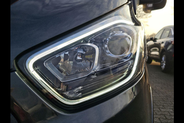 Ford Transit Custom 320 2.0 TDCI L1H1 Sport 185pk Automaat| Bi-Xenon | Achteruitrijcamera | Stoel + Voorruit verwarming | 3 zits | Verlengde Fabrieksgarantie t/m 02/2027