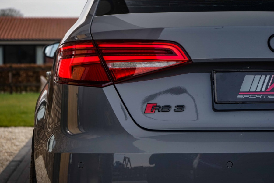 Audi RS3 Sportback 2.5 TFSI Quattro DAZA/RS-Zetels/DCC/KW/B&O/NON-OPF
