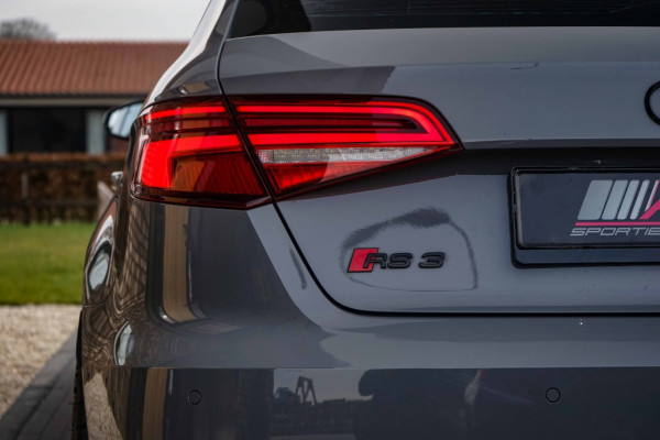 Audi RS3 Sportback 2.5 TFSI Quattro DAZA/RS-Zetels/DCC/KW/B&O/NON-OPF
