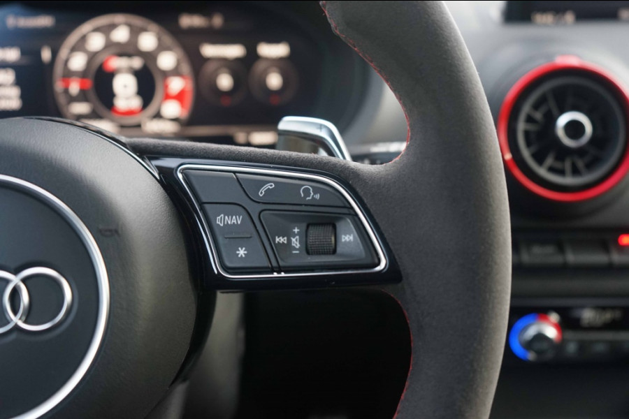 Audi RS3 Sportback 2.5 TFSI Quattro DAZA/RS-Zetels/DCC/KW/B&O/NON-OPF