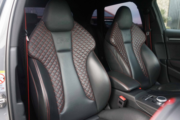 Audi RS3 Sportback 2.5 TFSI Quattro DAZA/RS-Zetels/DCC/KW/B&O/NON-OPF