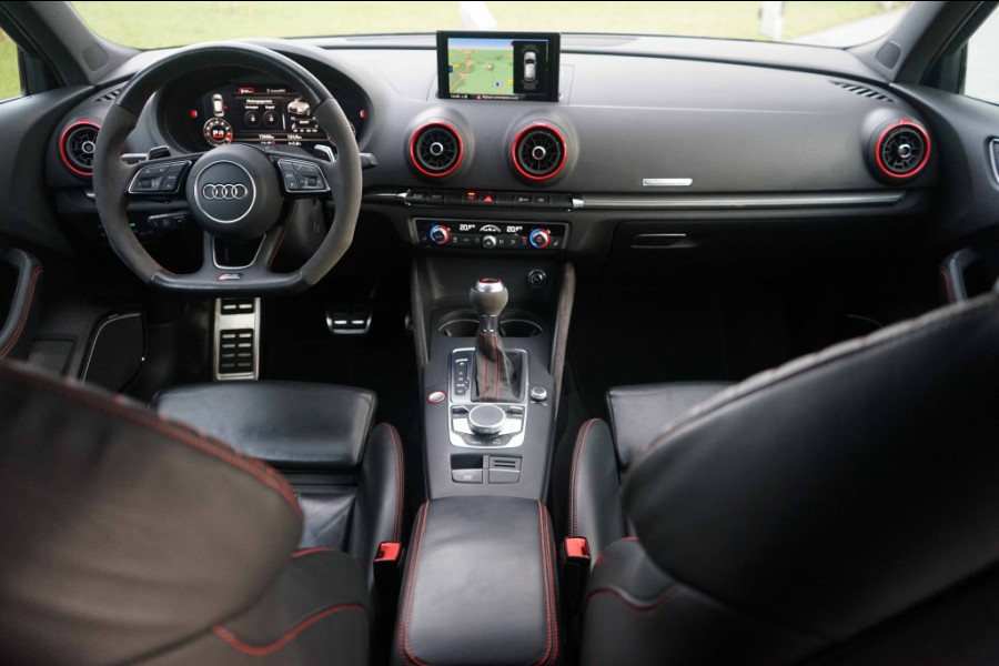 Audi RS3 Sportback 2.5 TFSI Quattro DAZA/RS-Zetels/DCC/KW/B&O/NON-OPF
