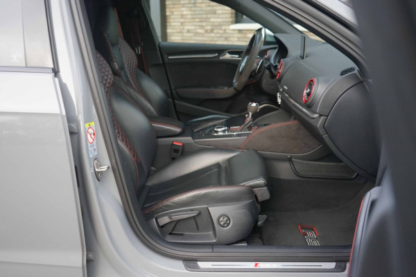 Audi RS3 Sportback 2.5 TFSI Quattro DAZA/RS-Zetels/DCC/KW/B&O/NON-OPF