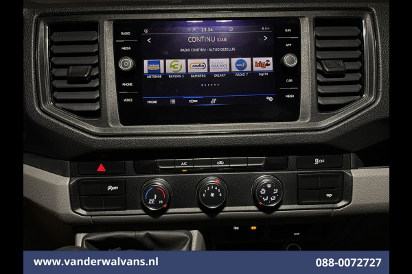 Volkswagen Crafter 2.0 TDI 141pk Bakwagen Laadklep Euro6 Airco | Camera | Apple Carplay Cruisecontrol, Bijrijdersbank