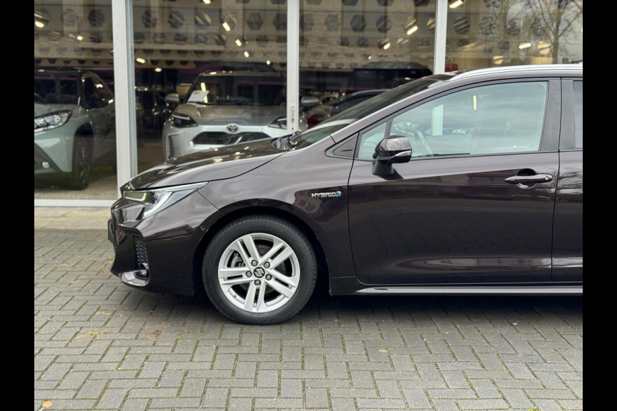 Suzuki Swace Toyota Corolla 1.8 Hybrid Style | Dodehoekherkenning, Parkeersensoren, Keyless, Stoel + Stuurverwarming, CarPlay