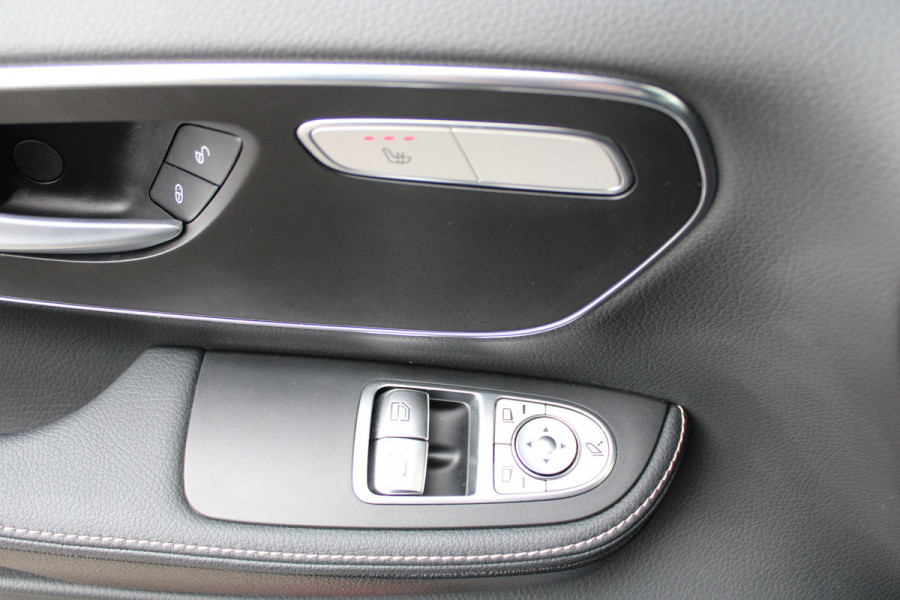 Mercedes-Benz Eqv 300 L2 / AMG / New Model / Panorama / 7-Persoons / 360 Camera / Vol Opties / NIEUWSTAAT