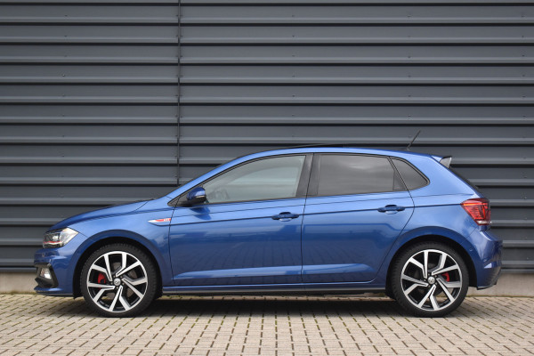 Volkswagen Polo 2.0 TSI GTI 200pk | Pano | ACC | Beats | Camera | 18'' Wielen | Stoelverwarming | CarPlay |