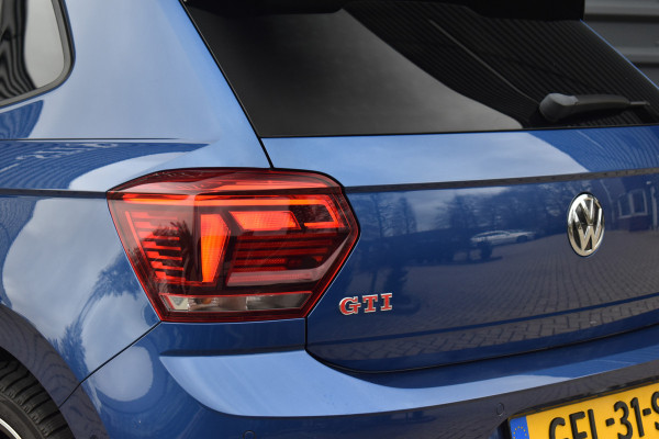 Volkswagen Polo 2.0 TSI GTI 200pk | Pano | ACC | Beats | Camera | 18'' Wielen | Stoelverwarming | CarPlay |