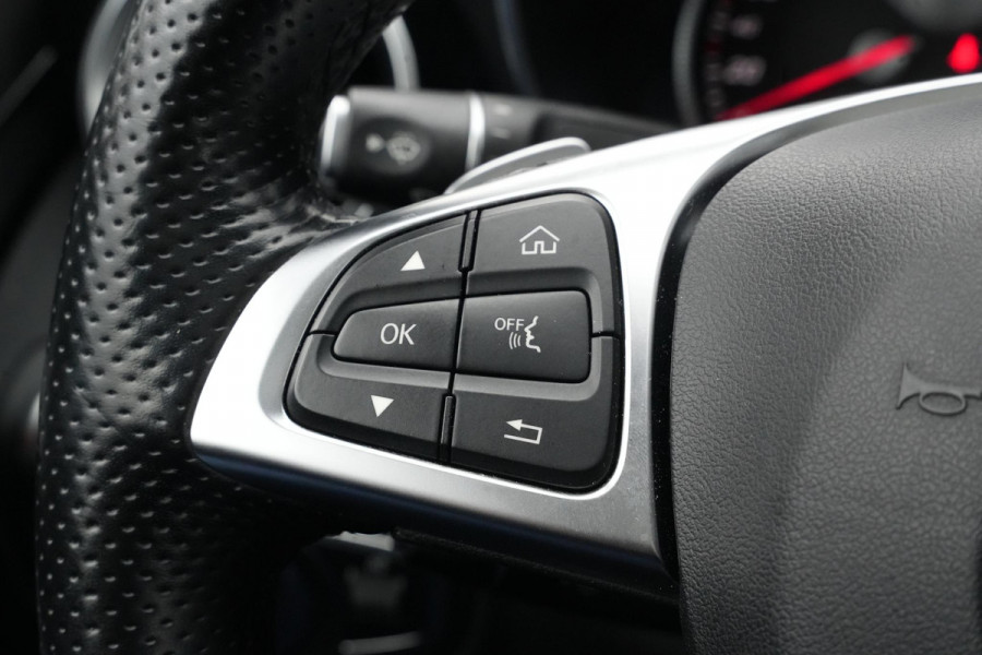 Mercedes-Benz C-Klasse 350 e AMG Luchtvering Panoramadak Cruise Stoelverw. Leer