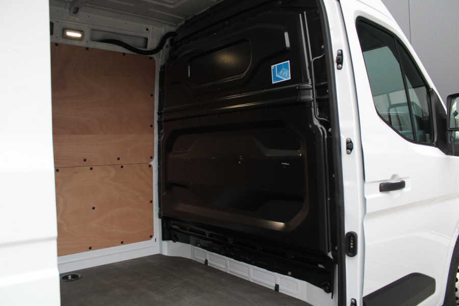 Renault Master T35 2.0 dCi 130 L2H2 Extra 131pk - Camera - Cruise - Trekhaak - PDC - Rijklaar