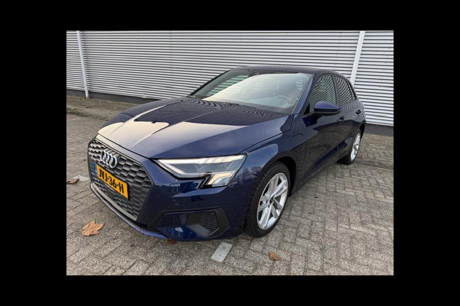 Audi A3 Sportback 40 TFSI e Advanced edition,trekhaak,Carplay,Navigatie,Cruisecontrol,Parkeersensoren,LED
